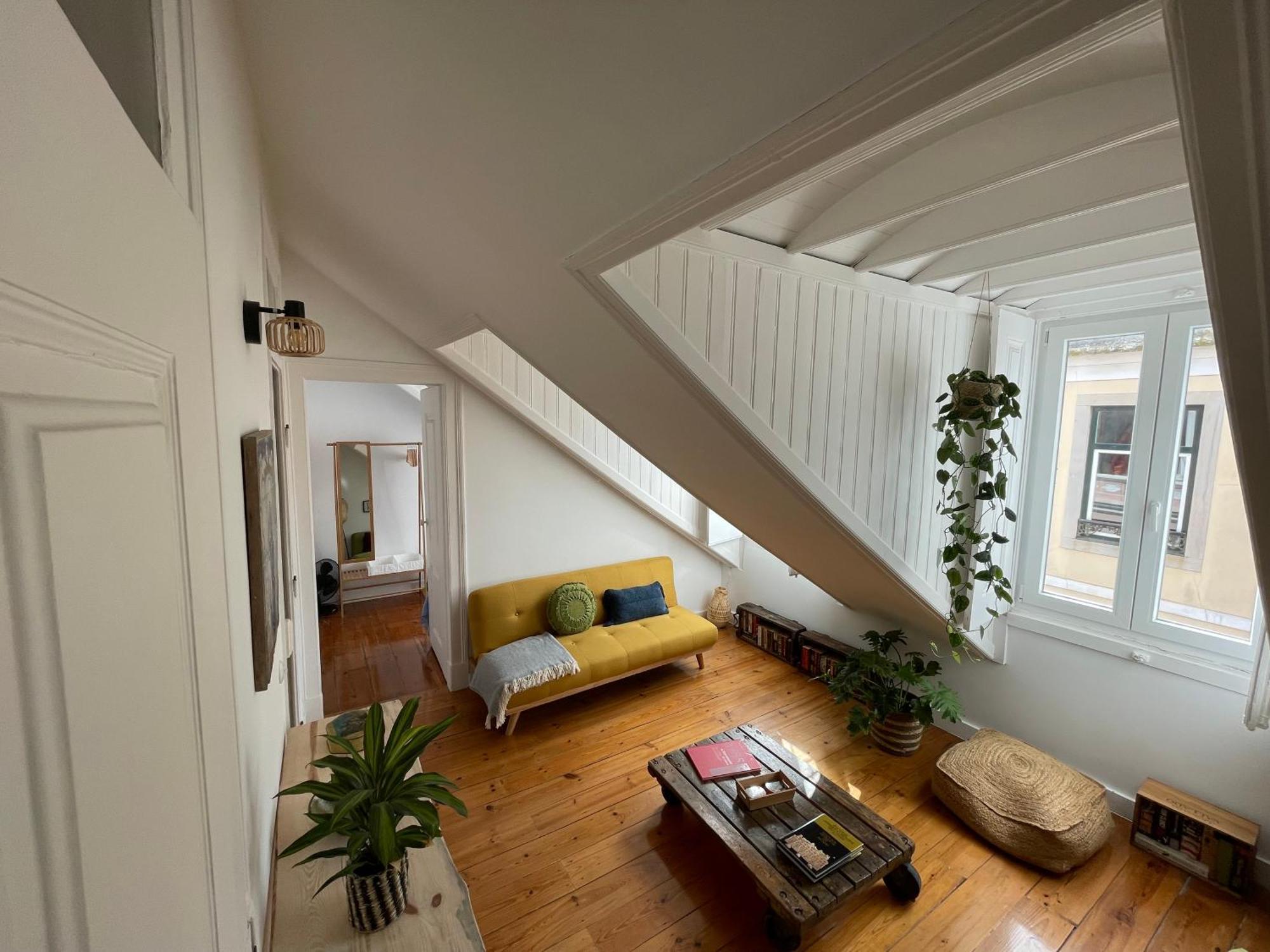 Cosy Apartment - Bairro Alto, Principe Real Lisbon Luaran gambar